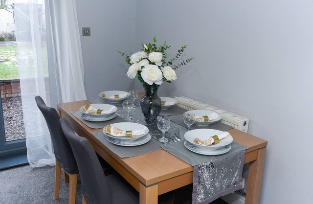 Fabulous Home from Home 3 bed House