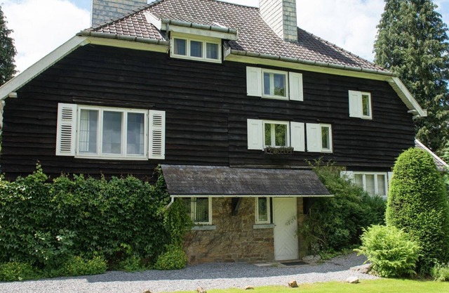 Fabulous Mansion in Spa Liege with private garden
