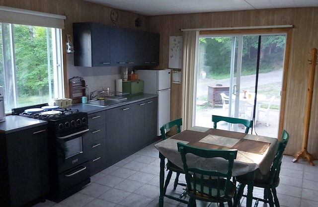 Fabulous Solar 2-bedroom chalet in Amherst / Fabulous chalet 2 chambre a coucher