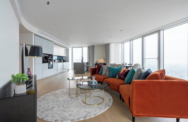 Fabulous three-bedroom apartment by the river