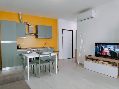 FaCentro - Free WiFi & Air Conditioning