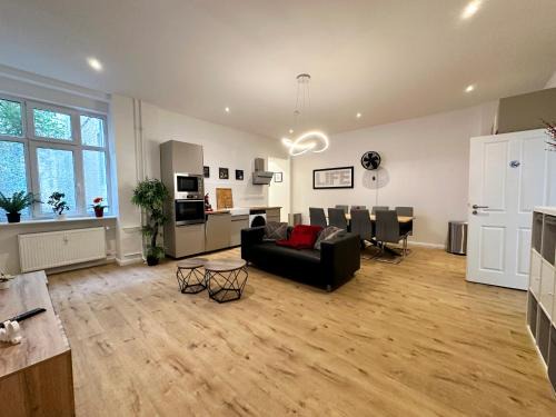 fairAPART 4 room apartment in heart of Berlin