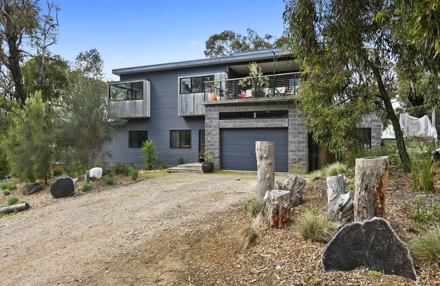 Fairhaven Retreats I Modern Home I Walk to Beach