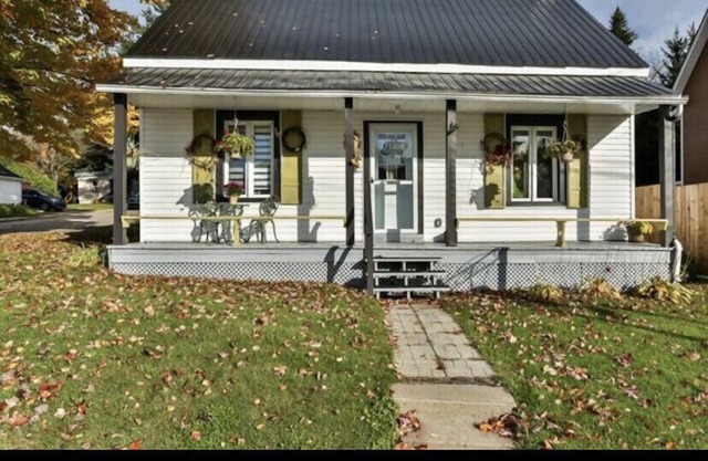 Fairview Montebello Beautiful Gateway with Hot Tub