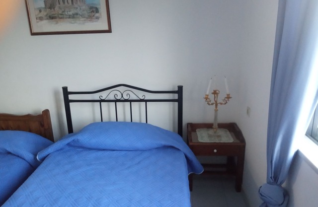 Fairy tail house close t Platanias