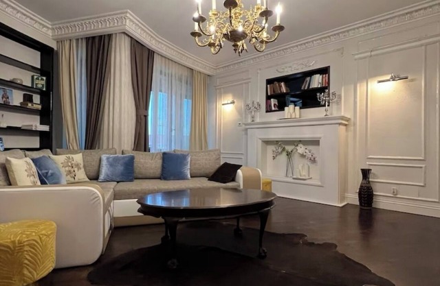 fairytale house in city center - Chișinău, Moldova