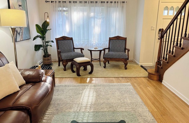 Fall Escape Near Naval Base & Beach