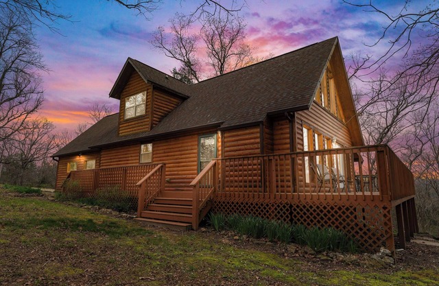 Fall Foliage! Cabin for fall colors and water view