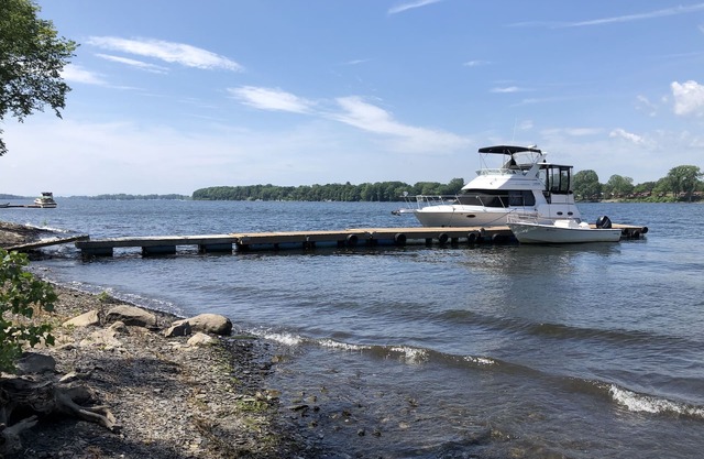 FALL SALE FOLIAGE OR FISHING—2026 SEASON OPEN!nWATERFRONT, DOCK, LAUNCH, FISHING