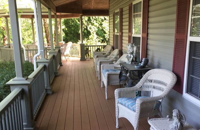 FALL/WINTER 30 DAY STAY HALF PRICE. Contact owner for discount. Wine Country.