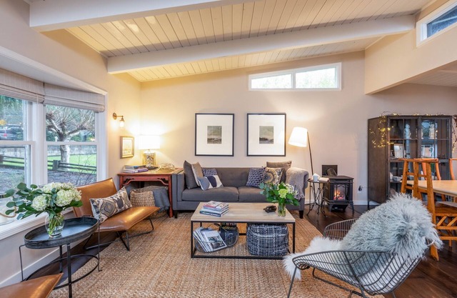 Fall-Winter Months Available! Sonoma Valley, Renovated, Walk to Restaurants&Wine