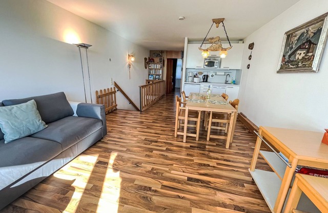 Familienglück inkl. Schwimmbad und Sauna by Interhome