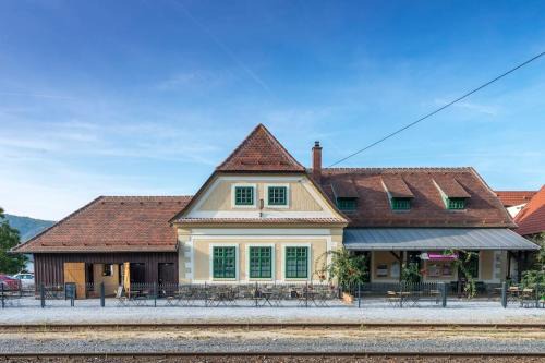 Familienurlaub im Bahnhof Dürnstein