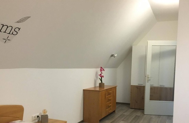 Familienzimmer, Dusche, WC - Pension Seeblick Latzko