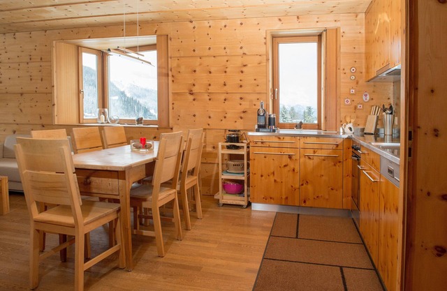Family accommodation Oberbergstrassse for 5 persons Parpan
