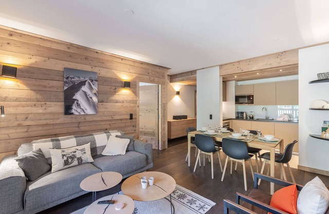 Family Apartment in the Heart of Méribel Centre, Close to Ski Lifts and Amenities