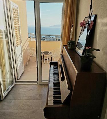 Family Apartment Marton