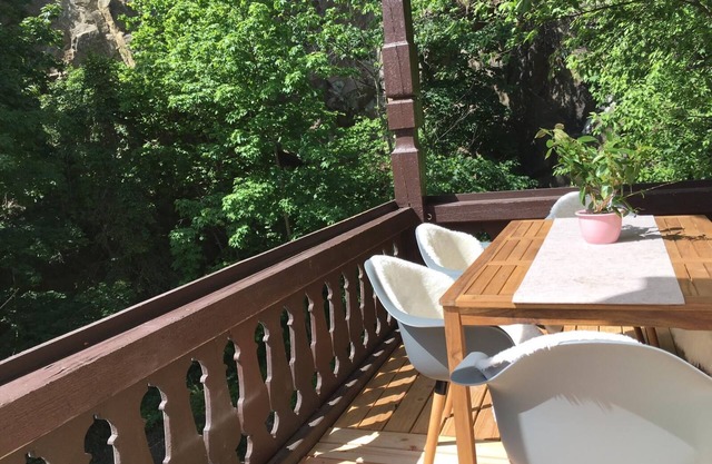 Family apartment with a large balcony overlooking the garden
