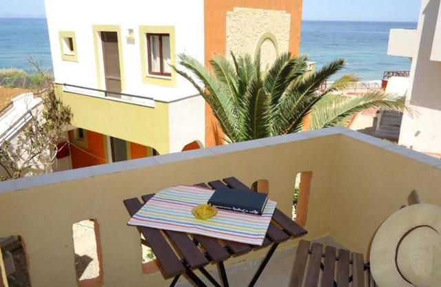 Family Apartment With Sea View And Swimming Pool