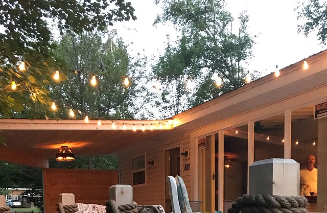 Family Beach House in the Bluffs