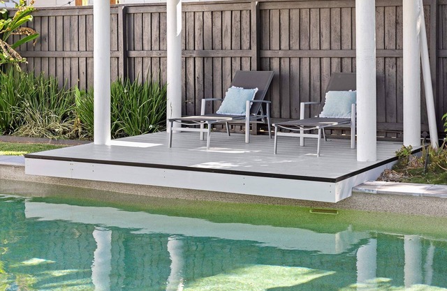 Family beach retreat, 4BR and Pet friendly!