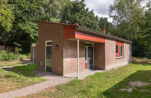 Family Bungalow w/Garden