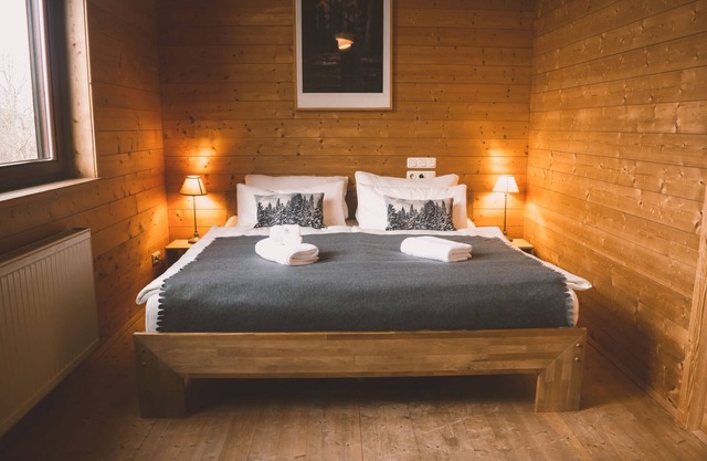 Family chalet close to nature with sauna & terrace - 15 min. to Lake Chiemsee