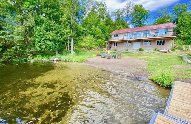 Family Cottage on Belmont Lake