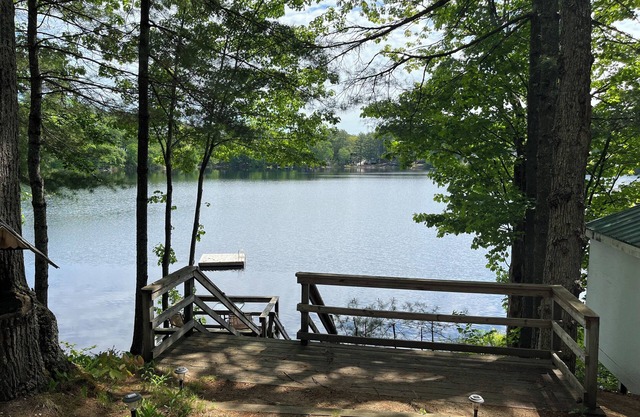 Family cottage on Deer Pond within 30 min to Southern ME beaches and activities!