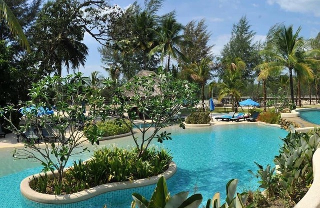 Family Deluxe Resort Stay AR#2