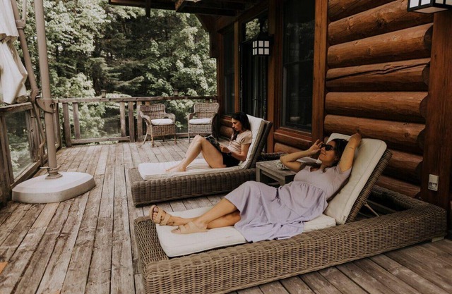 Family Dream Chalet | Kid Gym HotTub Fireplace