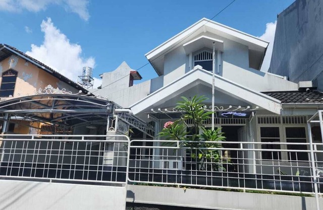 Family-Friendly - 5 minutes from Bogor Jagorawi Tol Gate -3 Bedroom - 2 Bathroom