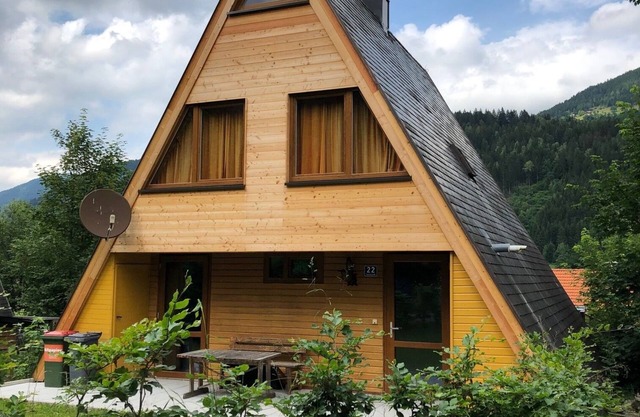 Family-friendly A-frame house in the lake and bike paradise of the Nockberge