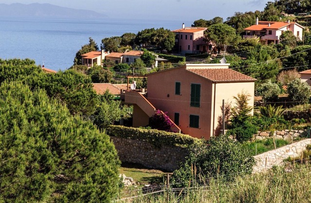 Family-friendly apartment in a rural idyll - Apartment Il Mandorlo