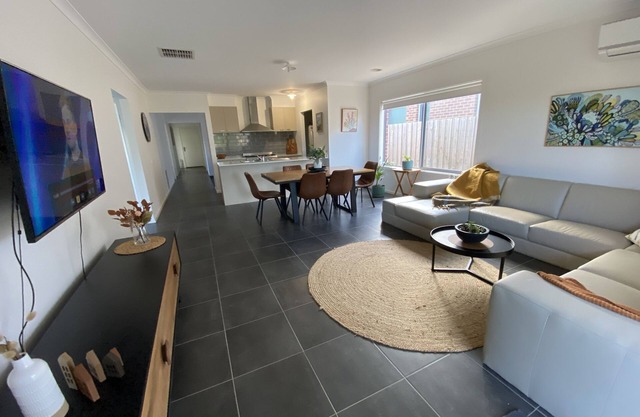Family friendly beach house, close to beach and golf course