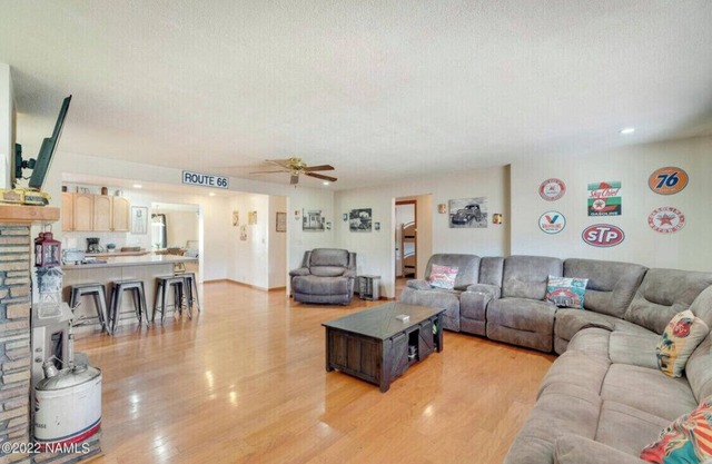 Family Friendly, Great for Big Groups, Large Parking Area !