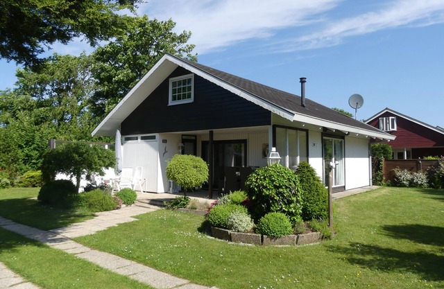 Family friendly holiday home "De Keizerskroon 316" Julianadorp