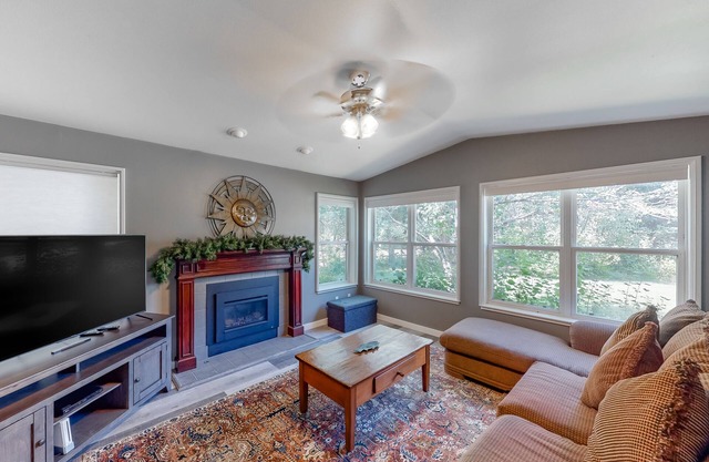 Family-Friendly Home w/WiFi, Gas Grill, & Patio - Close to Ketchum & Sun Valley