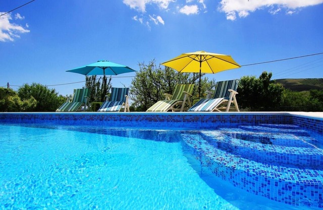 Family friendly house with a swimming pool Plano, Trogir (K-21403)