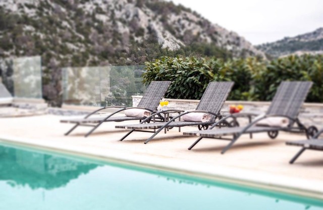 Family-Friendly House in Hvar – Beach Within Walking Distance