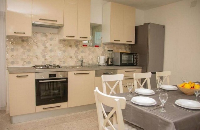 Family friendly house with a swimming pool Ljubotić, Zagora (K-21495)