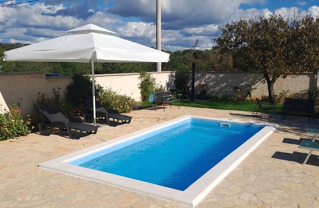 Family friendly house with a swimming pool Dazlina, Šibenik (K-23303)