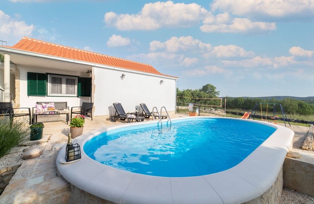 Family friendly house with a swimming pool Veliki Bročanac, Zagora (K-22666)