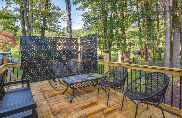 Family-Friendly Newfield Studio: 9 Mi to Ithaca!