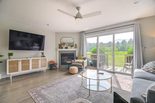 Family-Friendly North Conway Home with Heated Pool!
