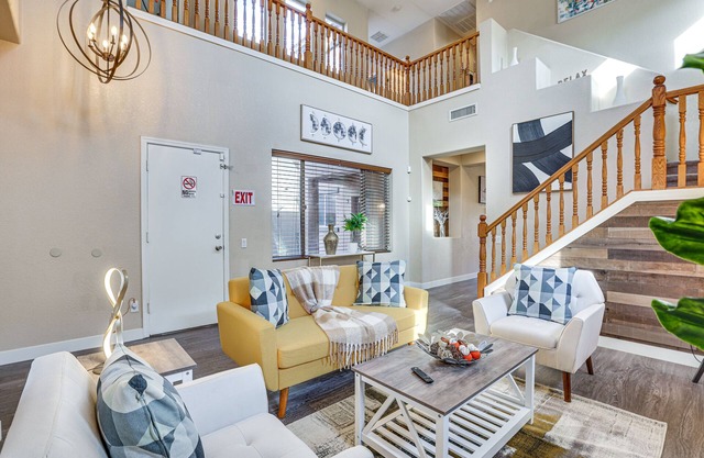 Family-Friendly Phoenix Home: 5 Mi to Westgate!