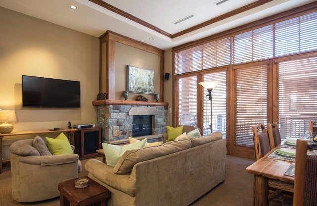 Family Friendly Residence in the Village at Northstar! - Iron Horse North 105