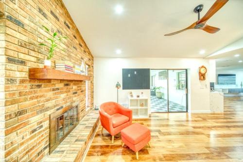 Family Friendly Stay in Cape - Tesla charger