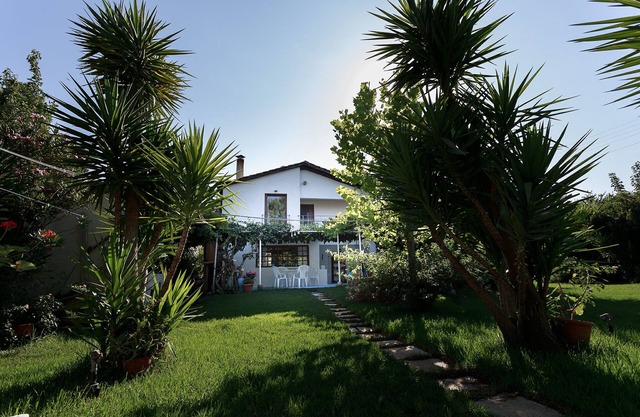 Family-Friendly Villa At The Beachfront