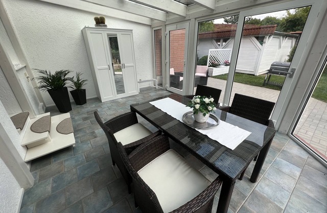 Family-friendly vacation apartment with conservatory